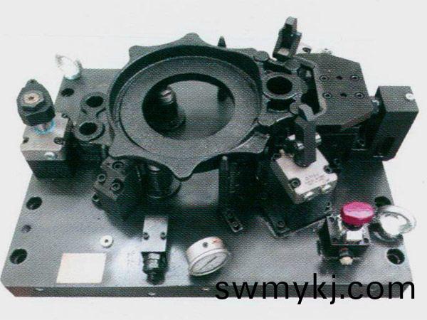 製動(dòng)(dong)器(qi)底(di)闆液(ye)壓裌(jia)具